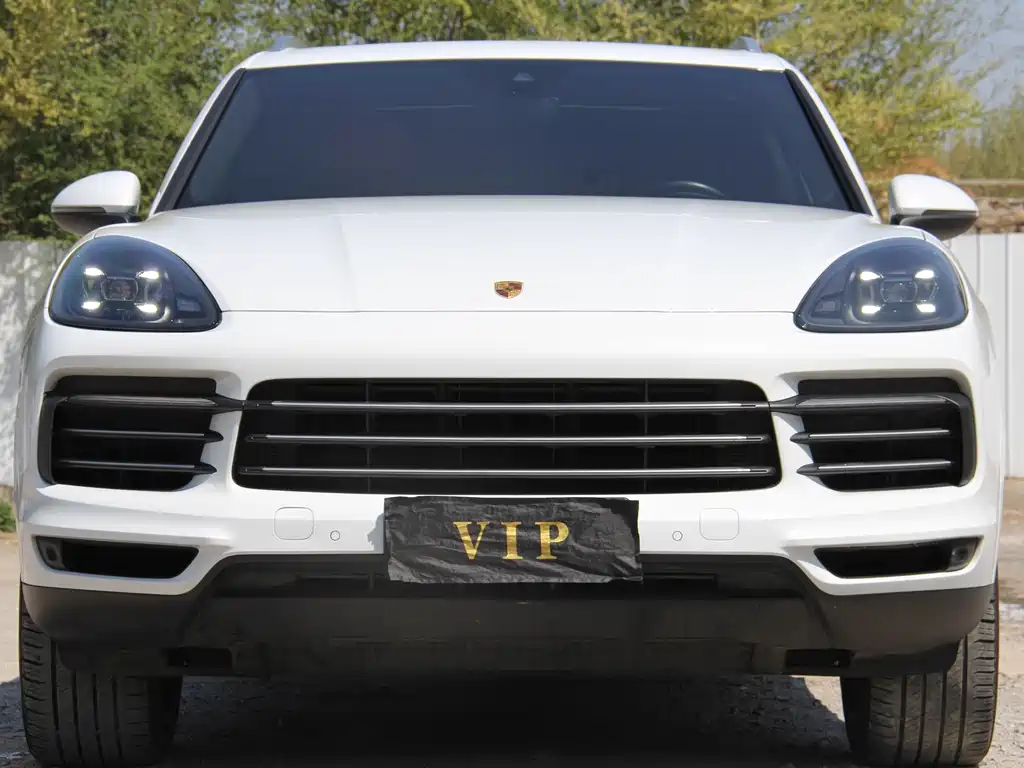 Porsche Cayenne 2021