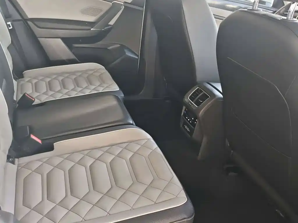 Volkswagen Tayron — миниатюра 10