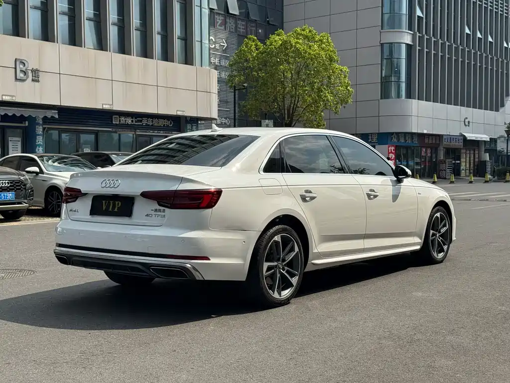 Audi A4L — миниатюра 6