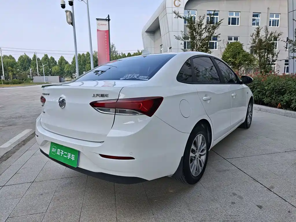 Buick Excelle — миниатюра 7