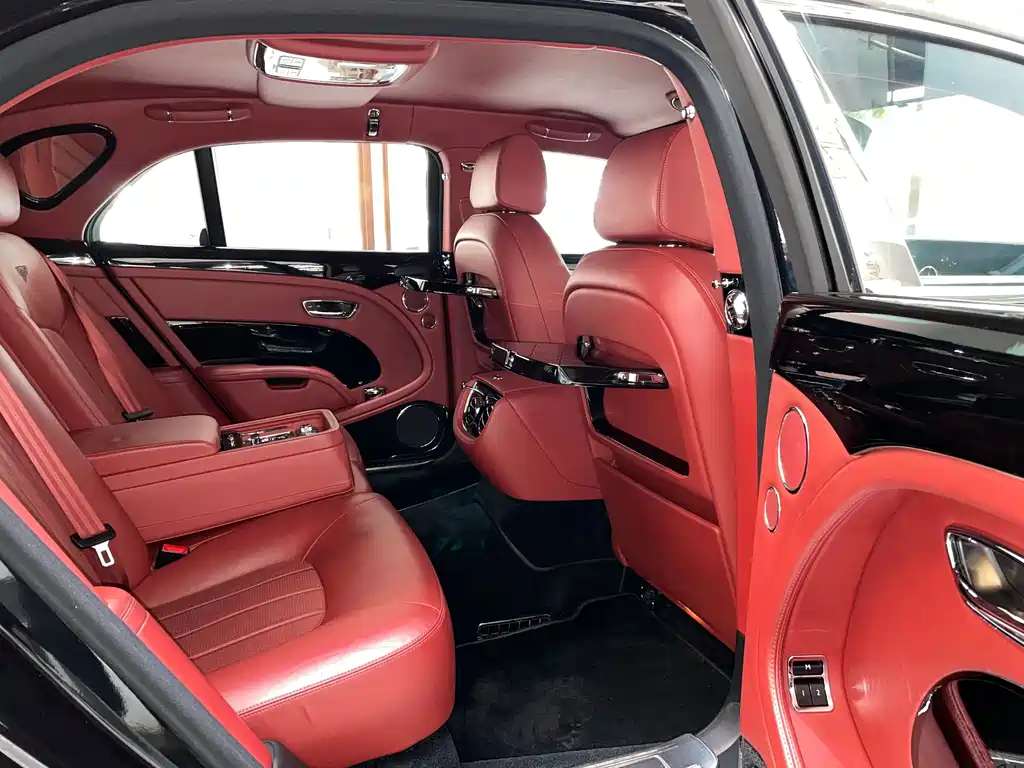 Bentley Mulsanne — миниатюра 12