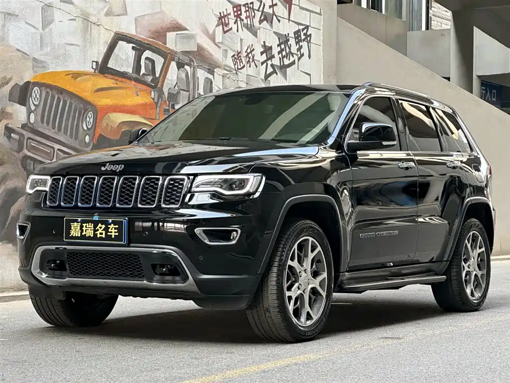 Jeep Grand Cherokee (Import) 2022