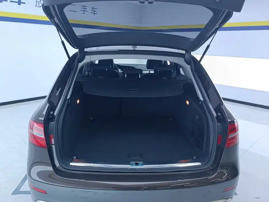 Audi A4 (Import) — миниатюра 4