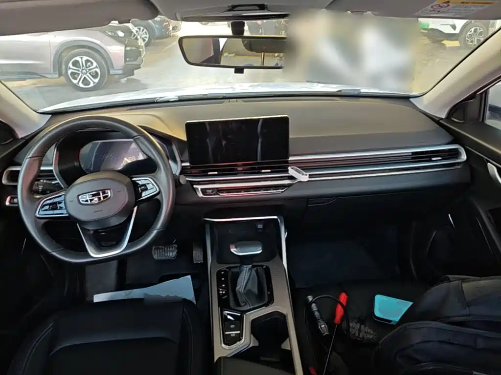Geely Emgrand — миниатюра 10