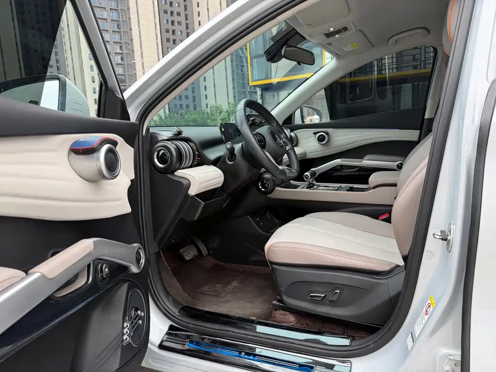 BYD Yuan Plus — миниатюра 7