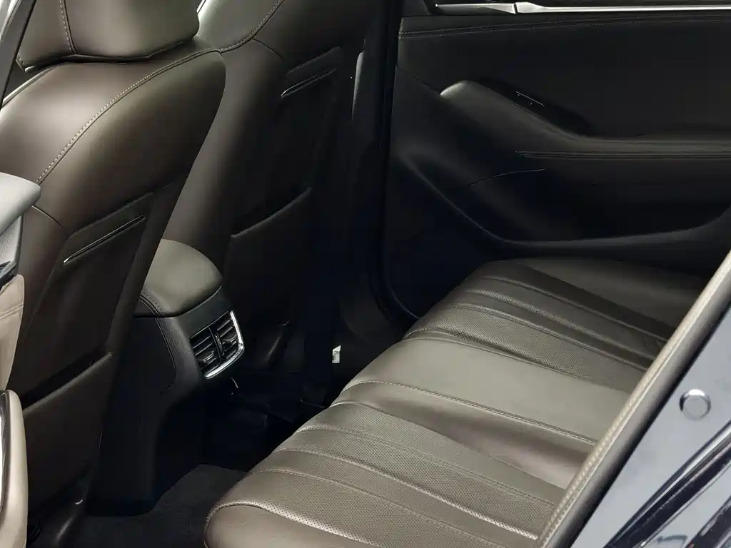 Mazda Atenza 2020 2.5L