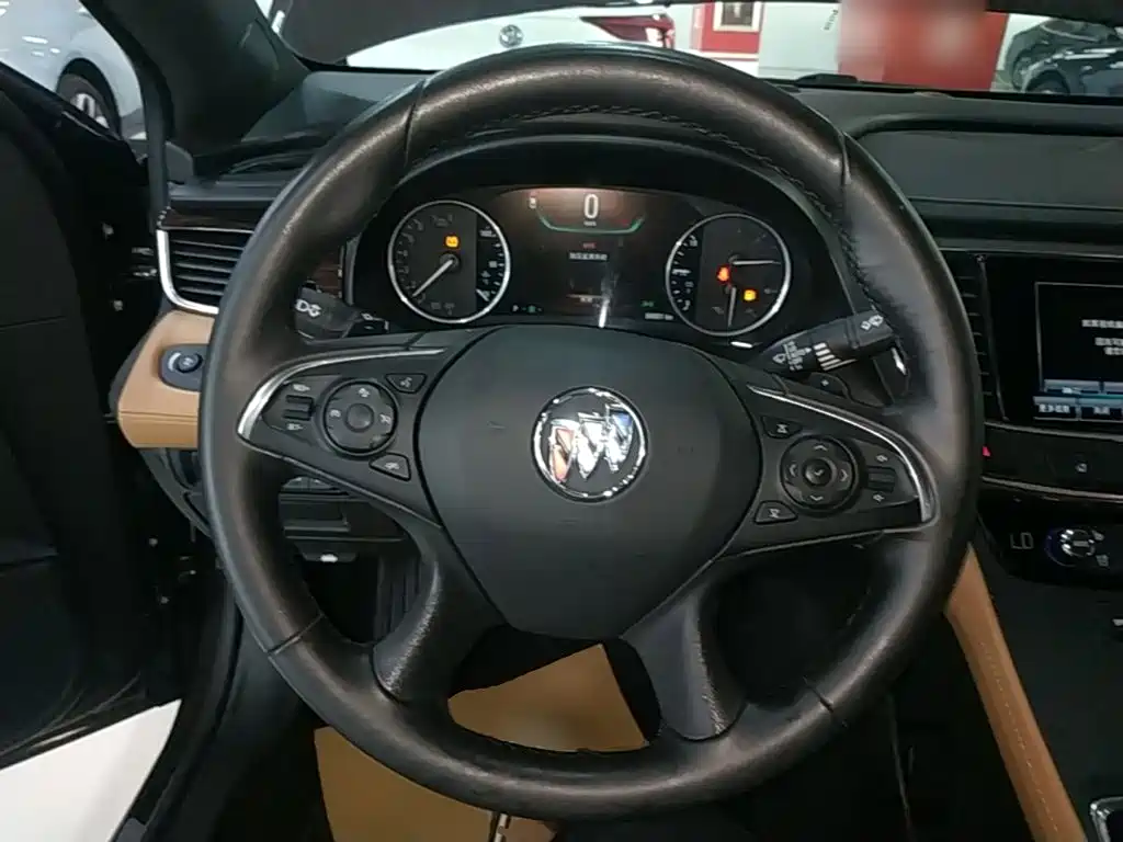 Buick LaCrosse — миниатюра 11