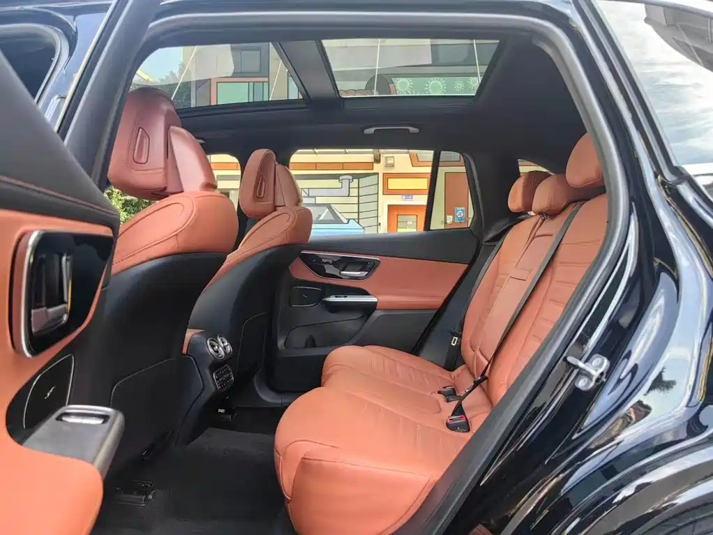 Mercedes-Benz GLC — миниатюра 6