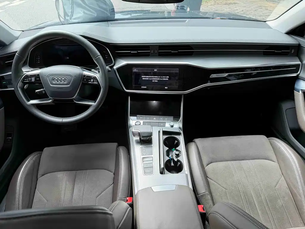 Audi A7L — миниатюра 6