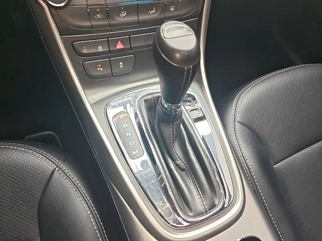 Chevrolet Malibu — миниатюра 14
