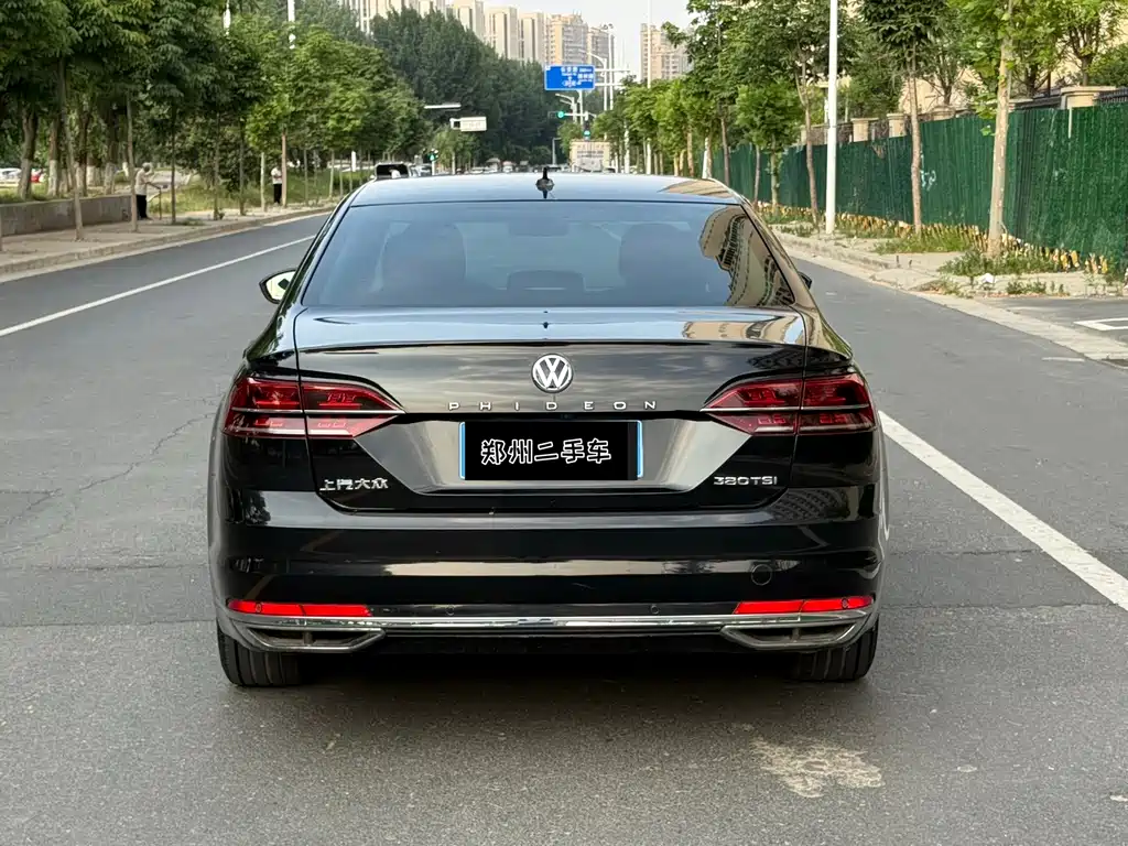 Volkswagen Phideon — миниатюра 5