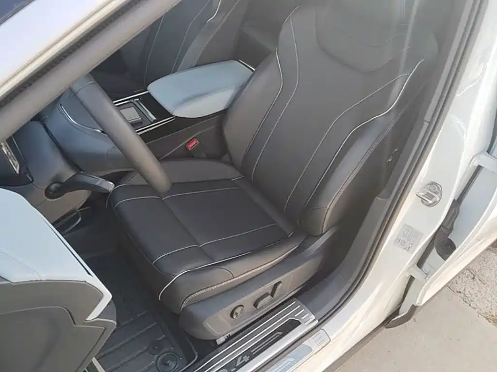 Volkswagen ID.4 X — миниатюра 15