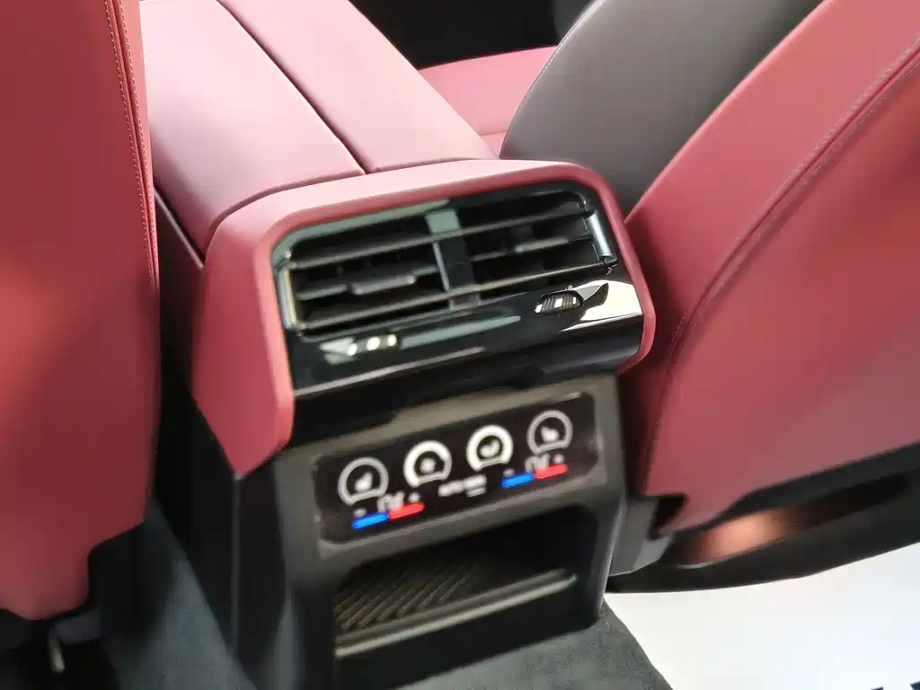 BMW 5 Series — миниатюра 14