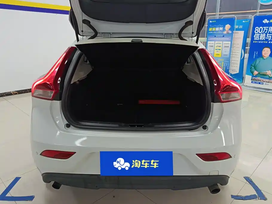 Volvo V40 — миниатюра 4