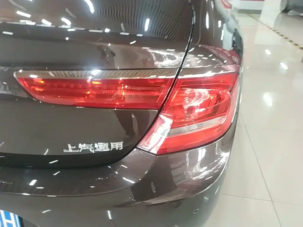 Buick LaCrosse — миниатюра 8