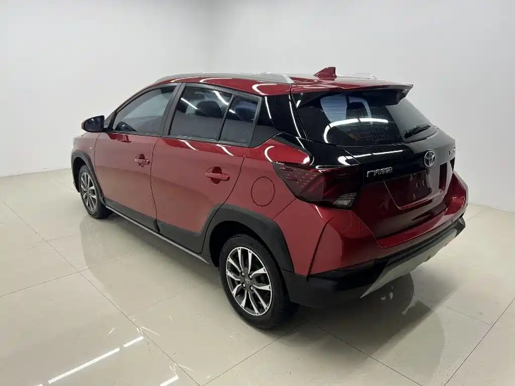 Toyota Yaris L — миниатюра 6