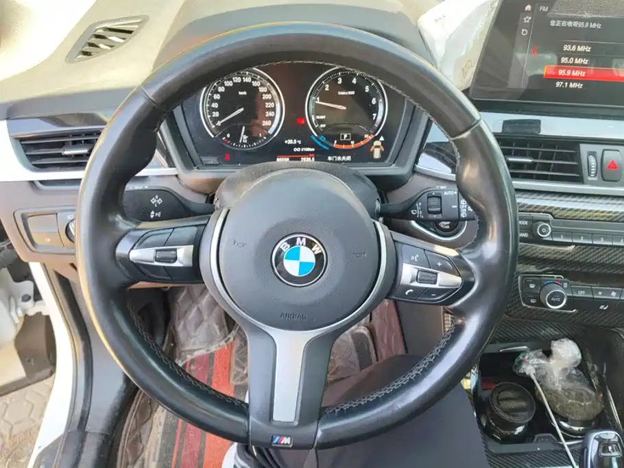 BMW X1 — миниатюра 15