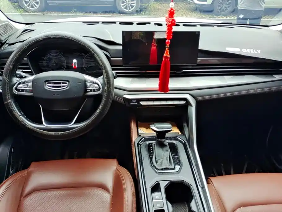 Geely Vision X6 — миниатюра 12
