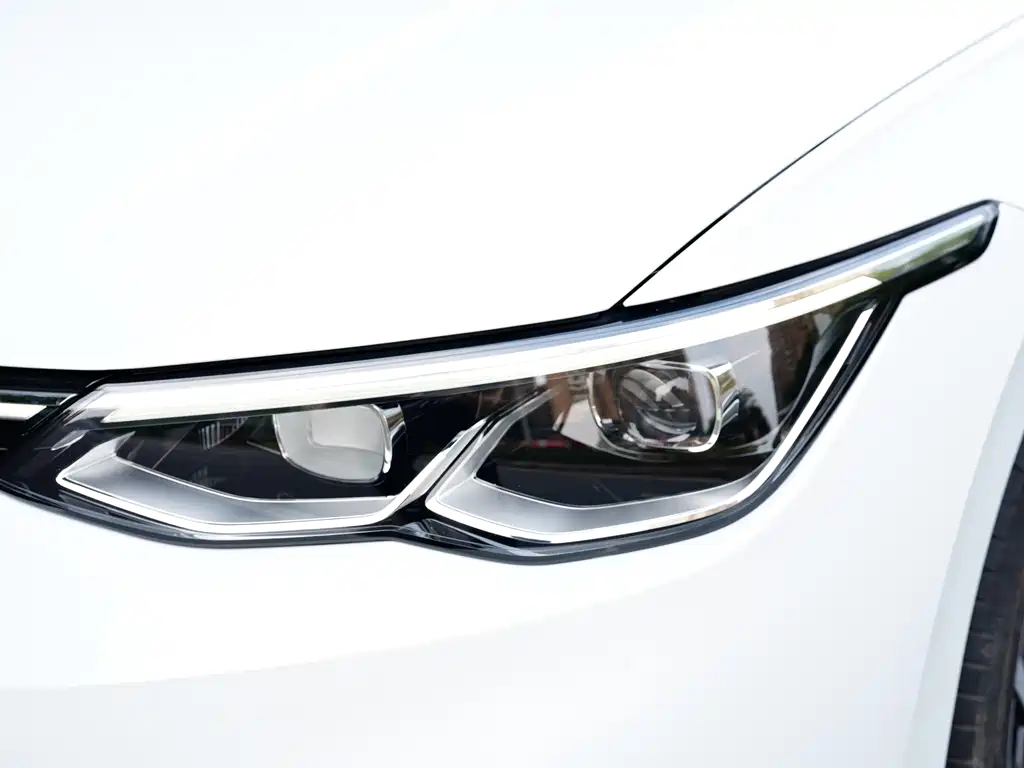 Volkswagen Golf — миниатюра 15