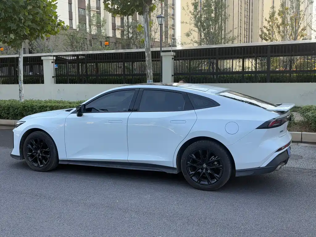 Changan UNI-V — миниатюра 8