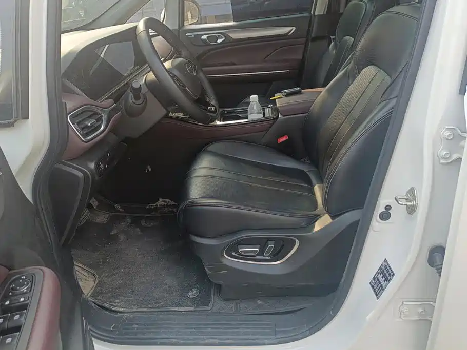 GAC Motor Trumpchi M6 — миниатюра 9
