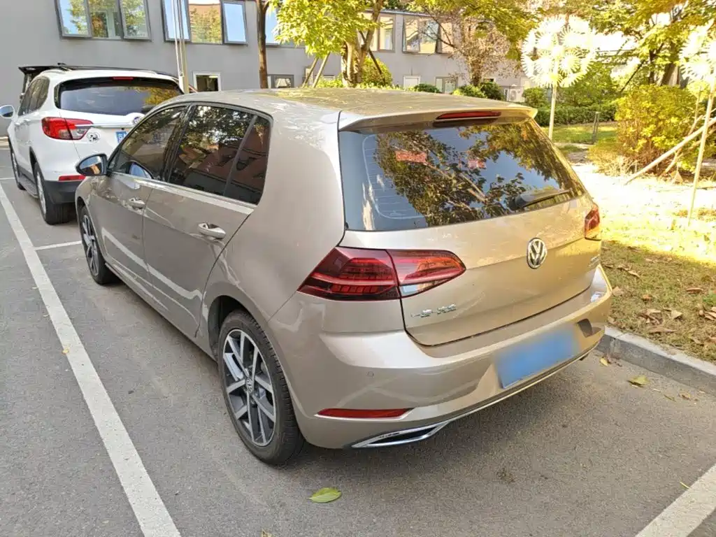 Volkswagen Golf — миниатюра 5