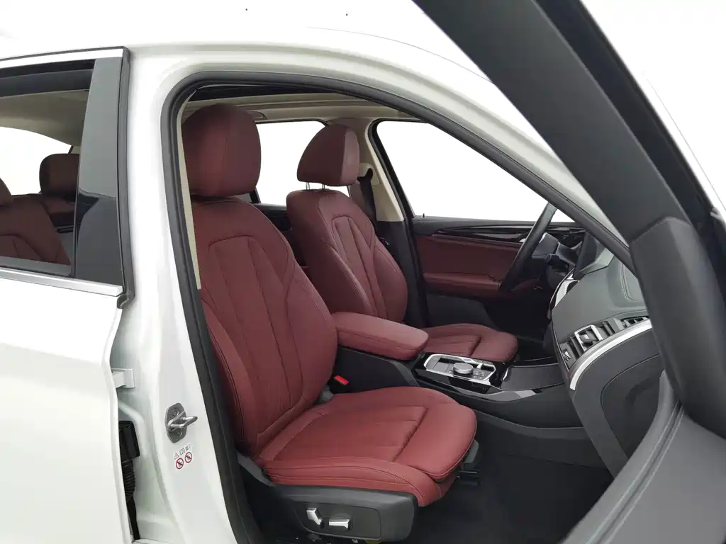 BMW iX3 — миниатюра 7
