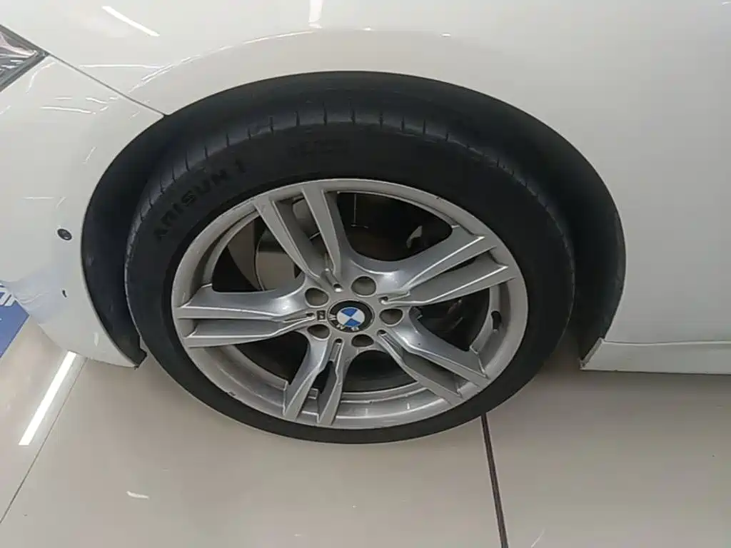 BMW 3 Series — миниатюра 23