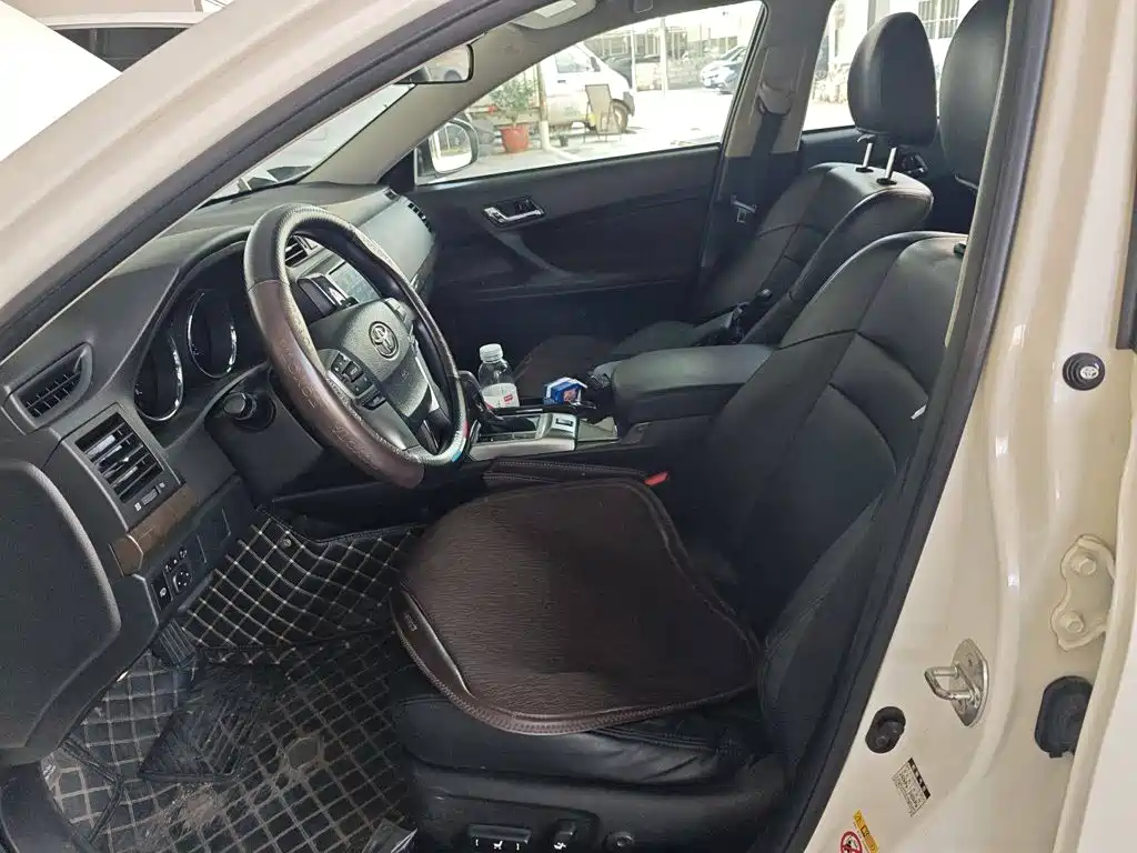 Toyota Reiz — миниатюра 15