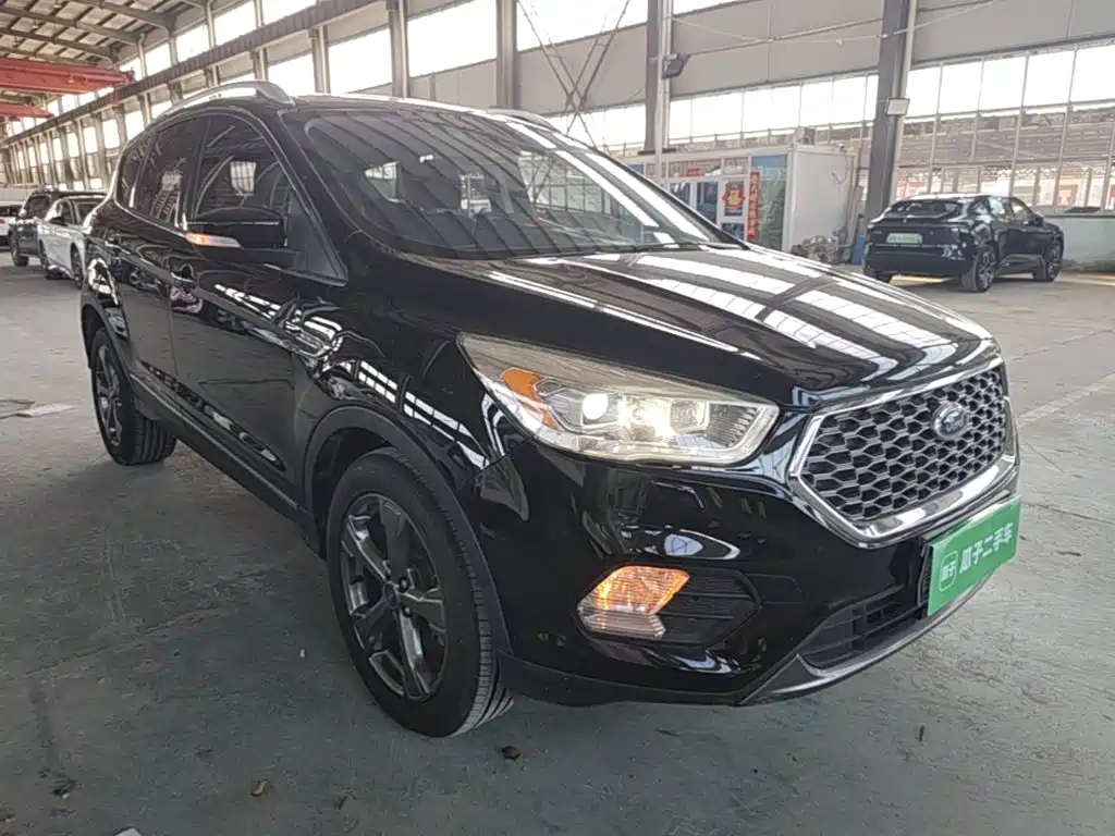 Ford Kuga — миниатюра 4