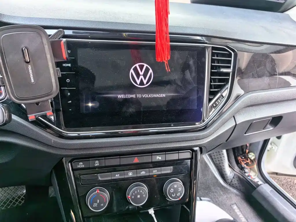 Volkswagen T-Roc — миниатюра 9