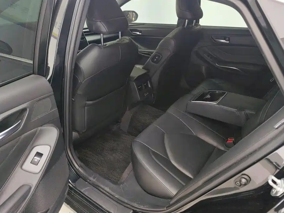 Toyota Avalon — миниатюра 11