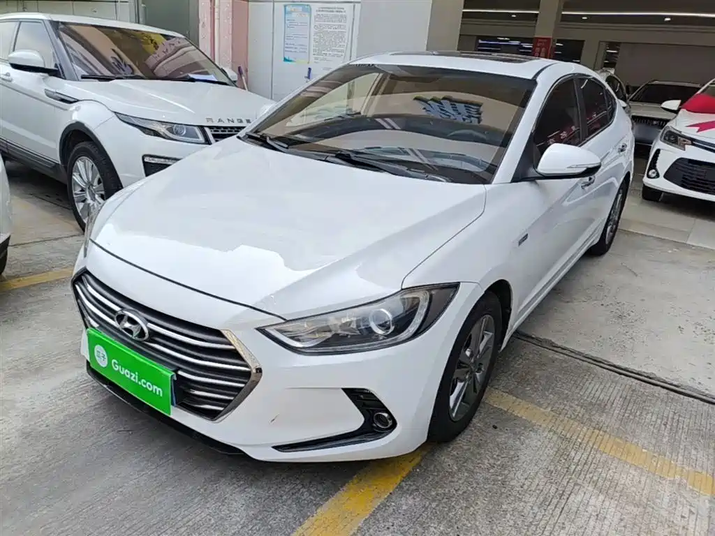 Hyundai Elantra 2016