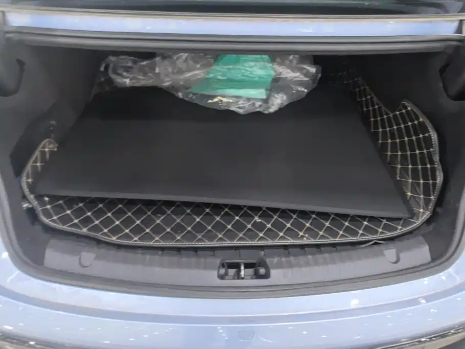BYD Seal — миниатюра 4