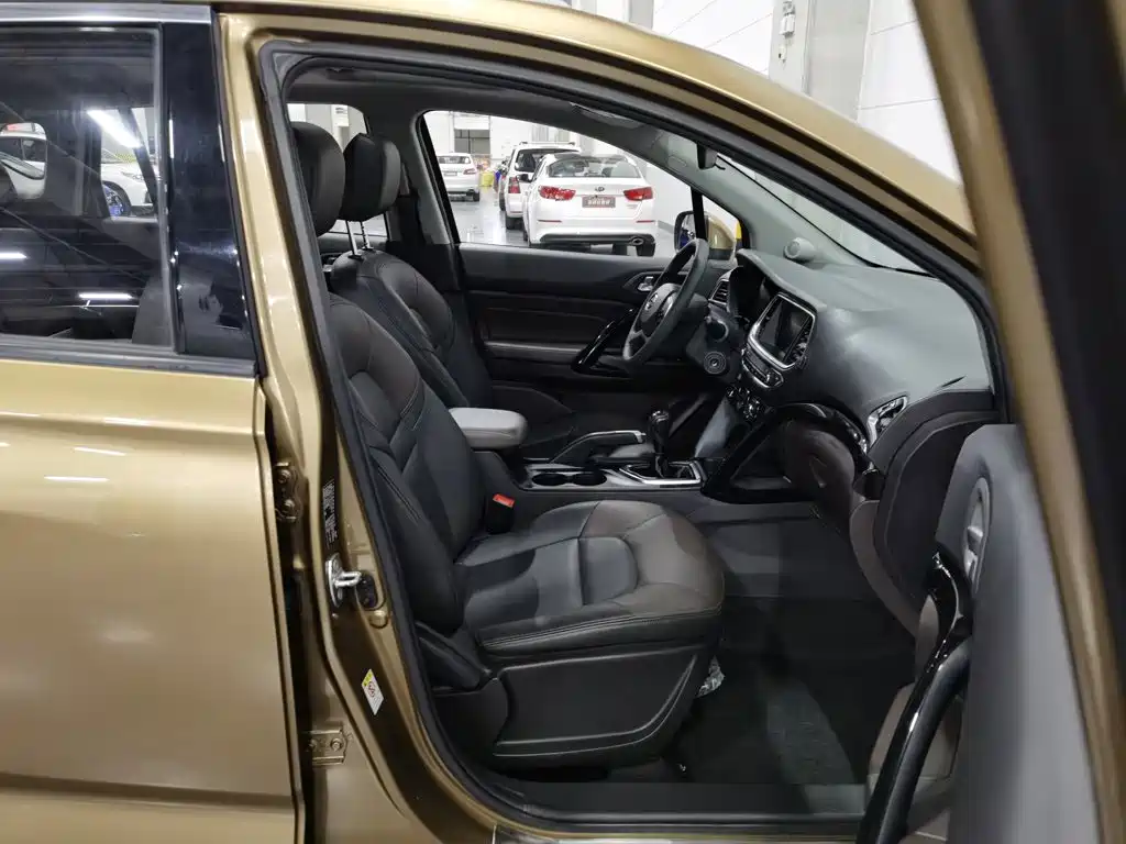 GAC Motor Trumpchi GS4 — миниатюра 23