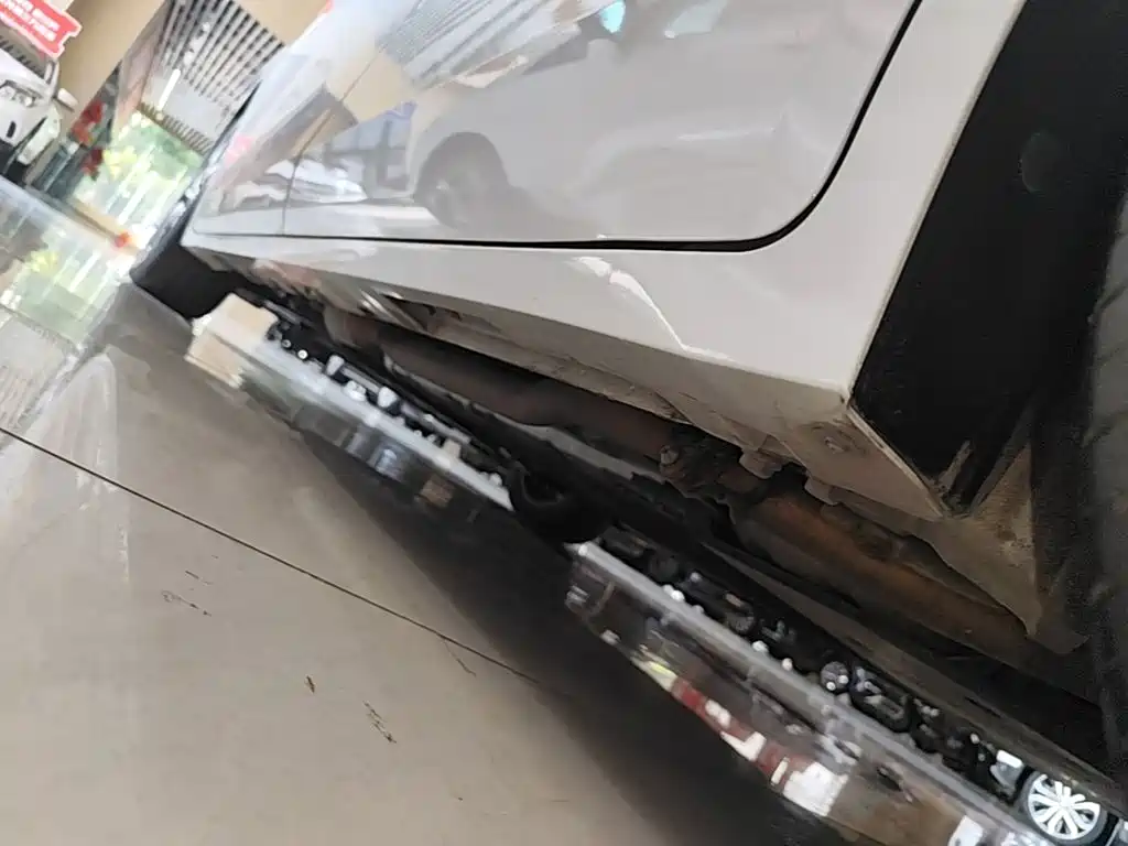 GAC Motor Trumpchi E8 PHEV — миниатюра 22