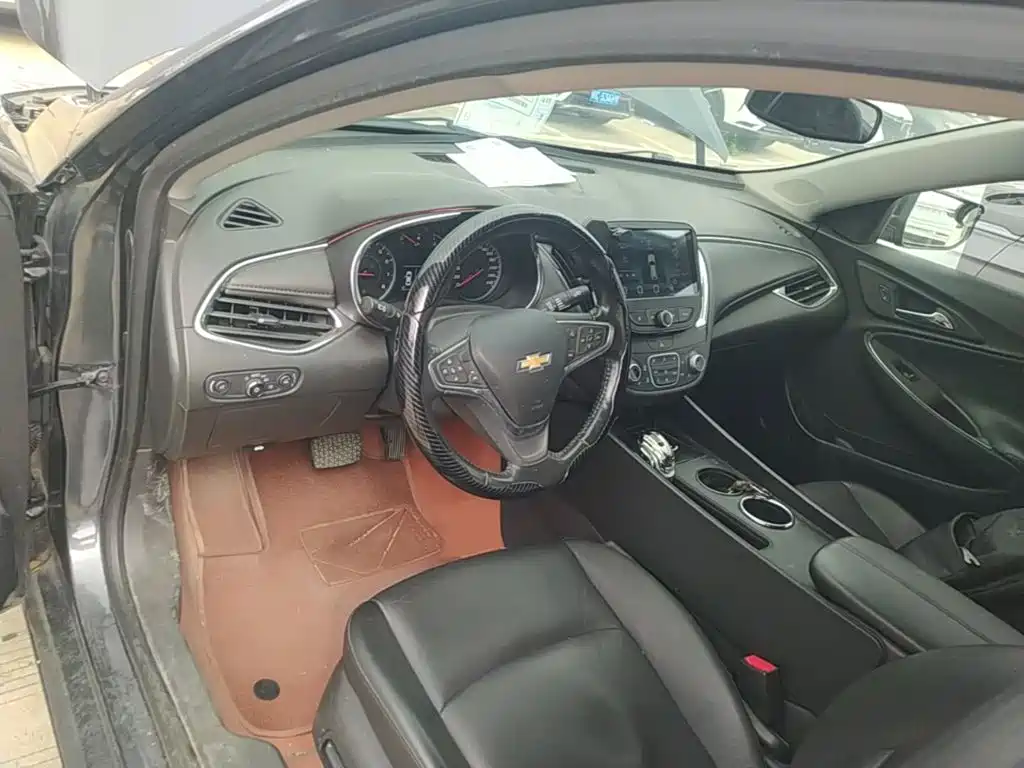 Chevrolet Malibu XL — миниатюра 10