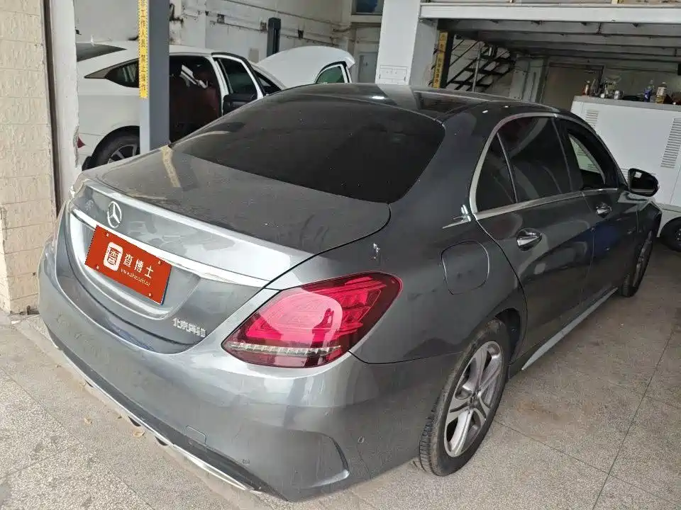 Mercedes-Benz C-Class — миниатюра 5
