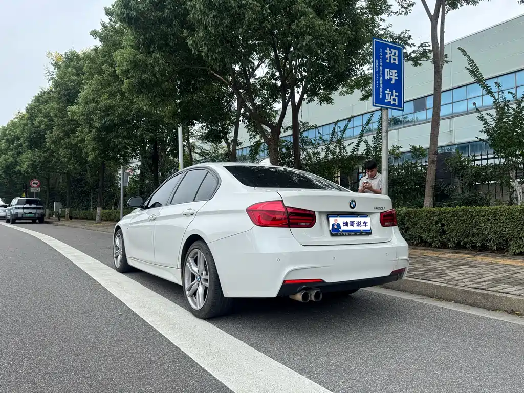 BMW 3 Series — миниатюра 3