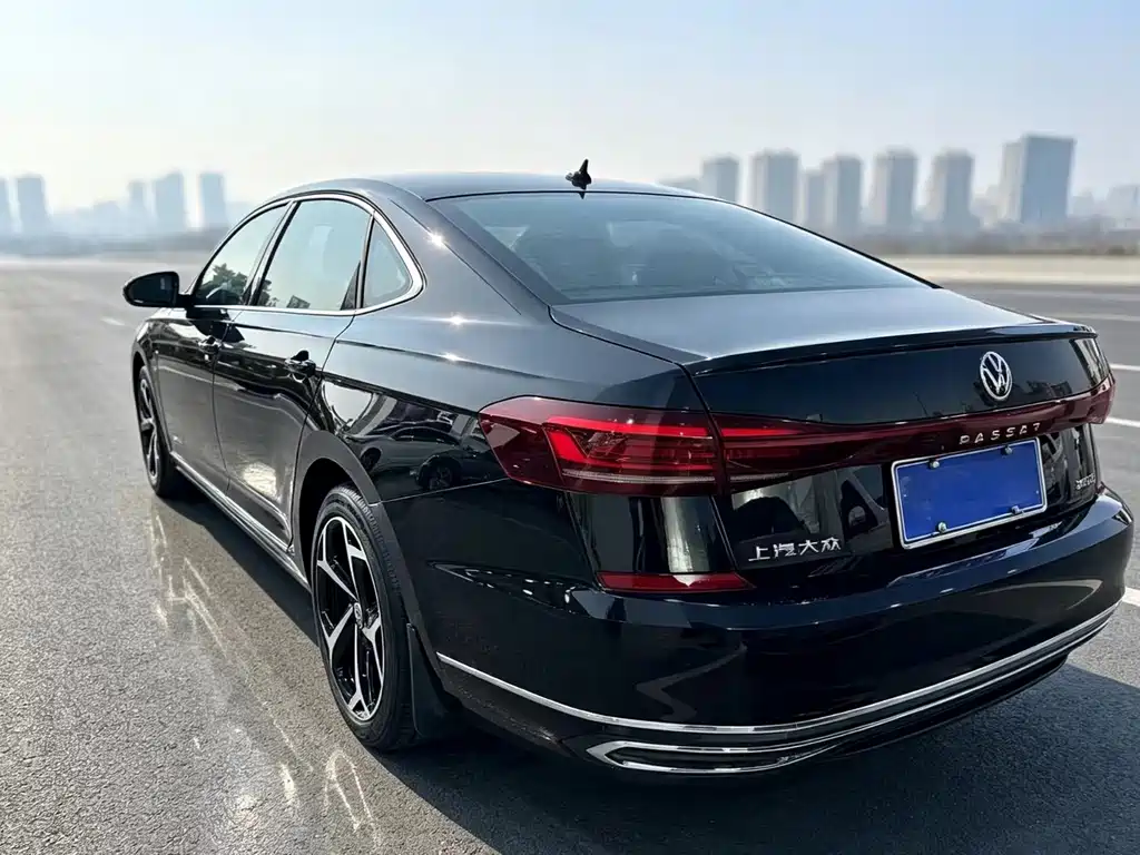 Volkswagen Passat — миниатюра 16