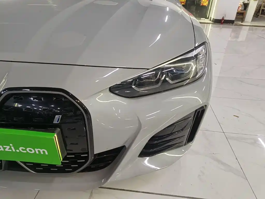 BMW i4 — миниатюра 24