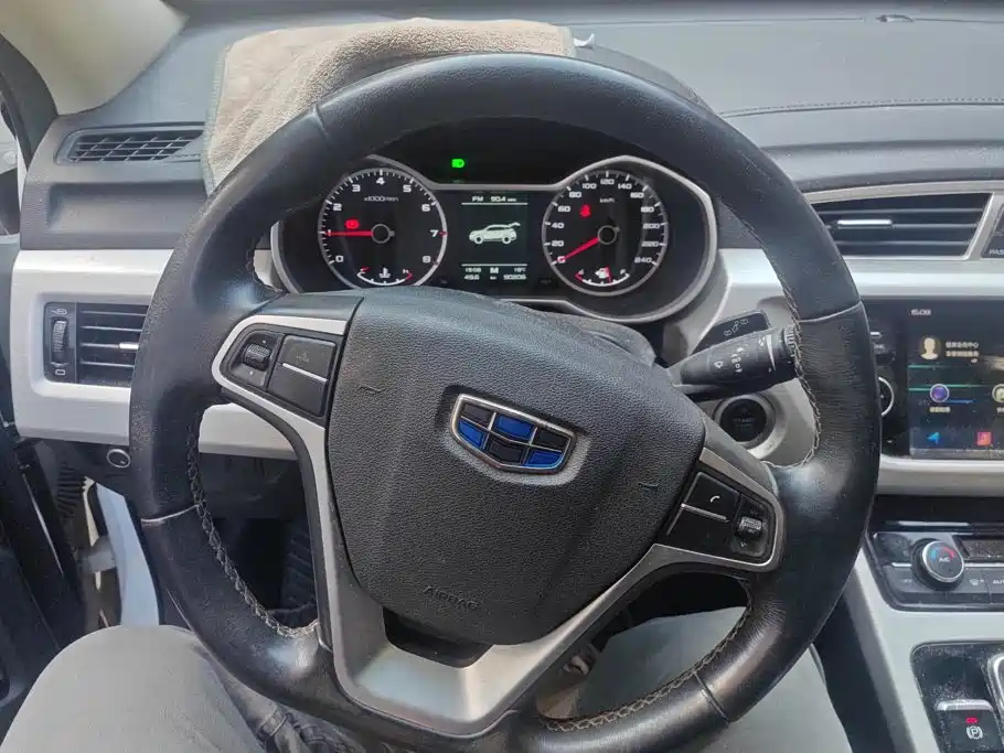 Geely Boyue — миниатюра 15