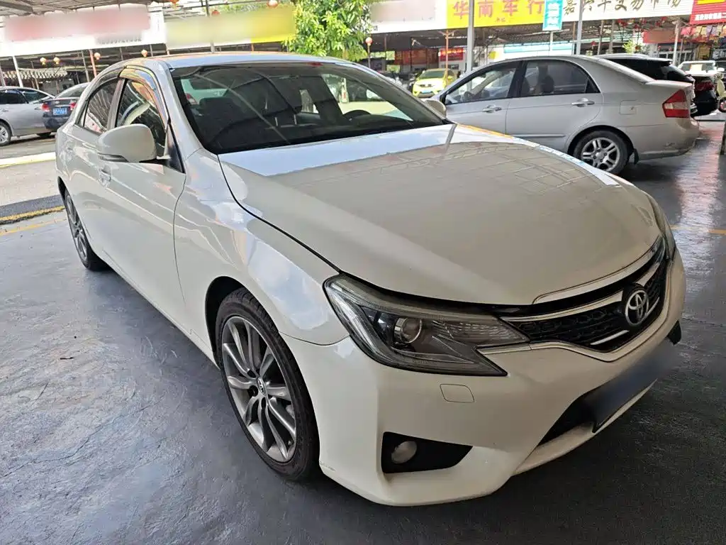 Toyota Reiz — миниатюра 4