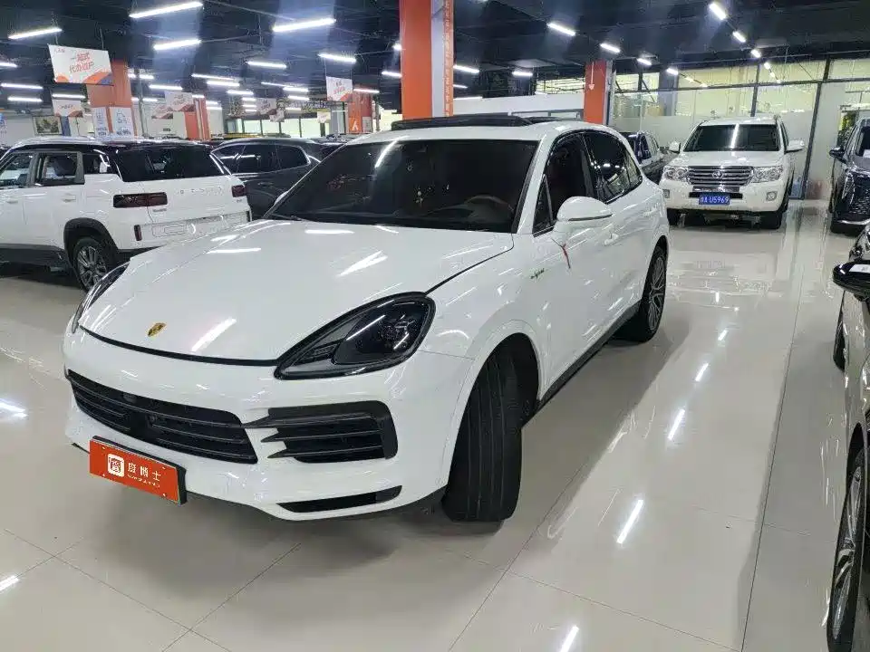 Porsche Cayenne Hybrid