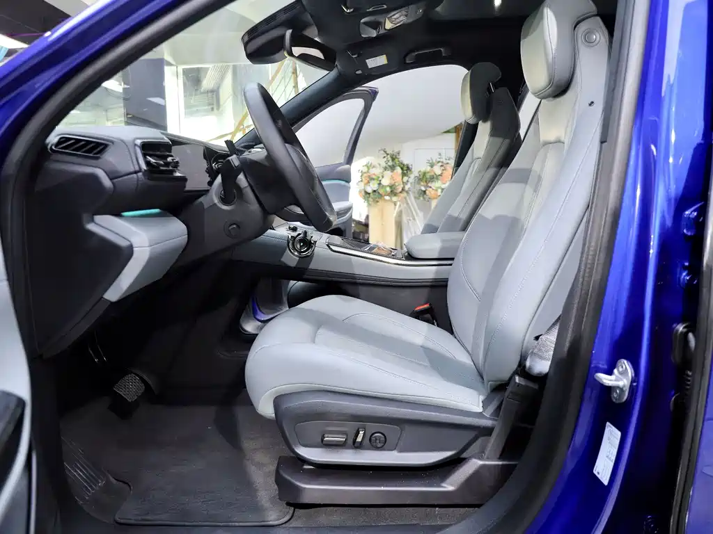 NIO EC6 — миниатюра 8