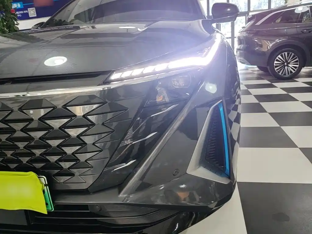 Oshan Oushang Z6 New Energy — миниатюра 24