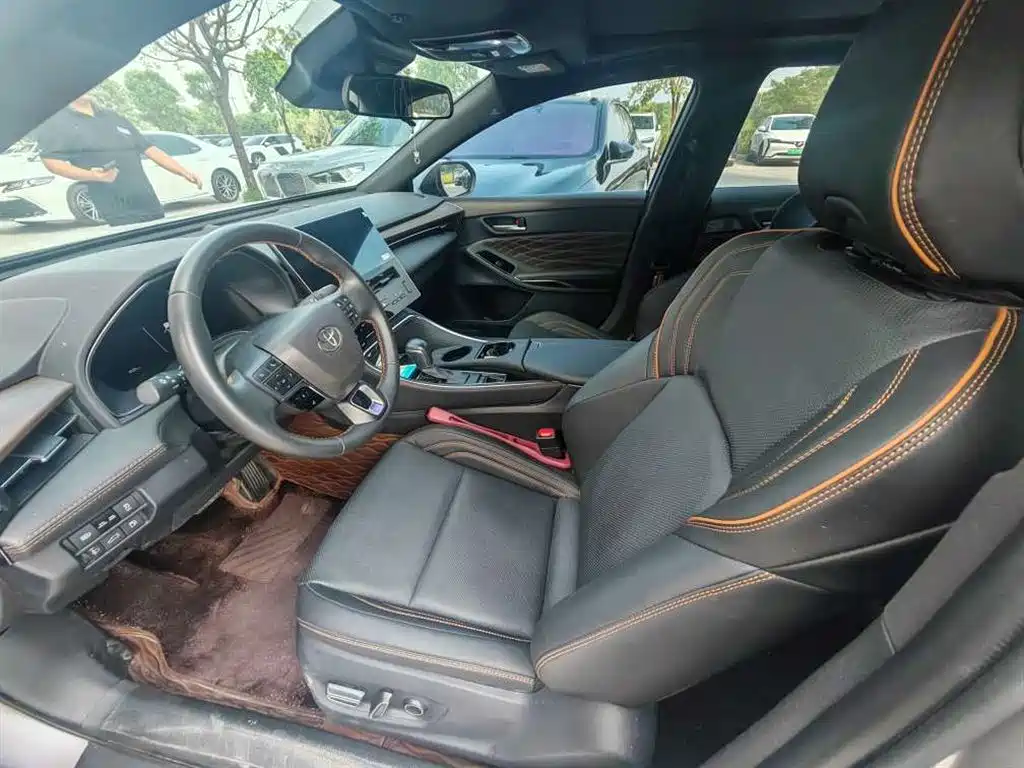Toyota Avalon — миниатюра 7
