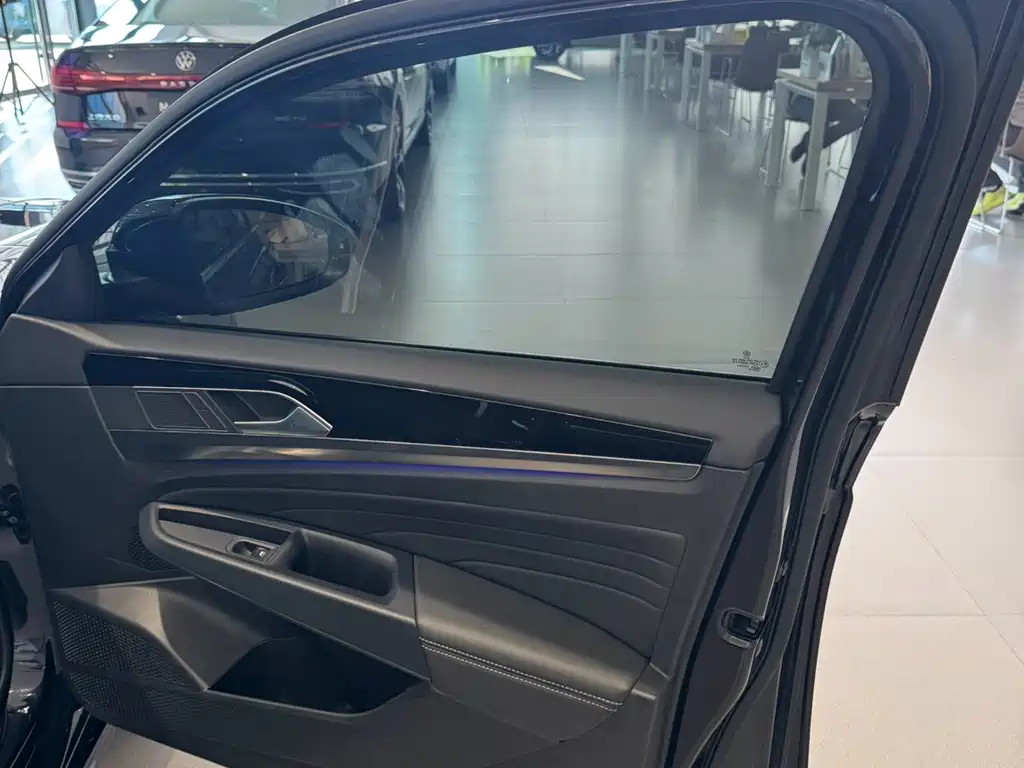 Volkswagen Passat — миниатюра 11