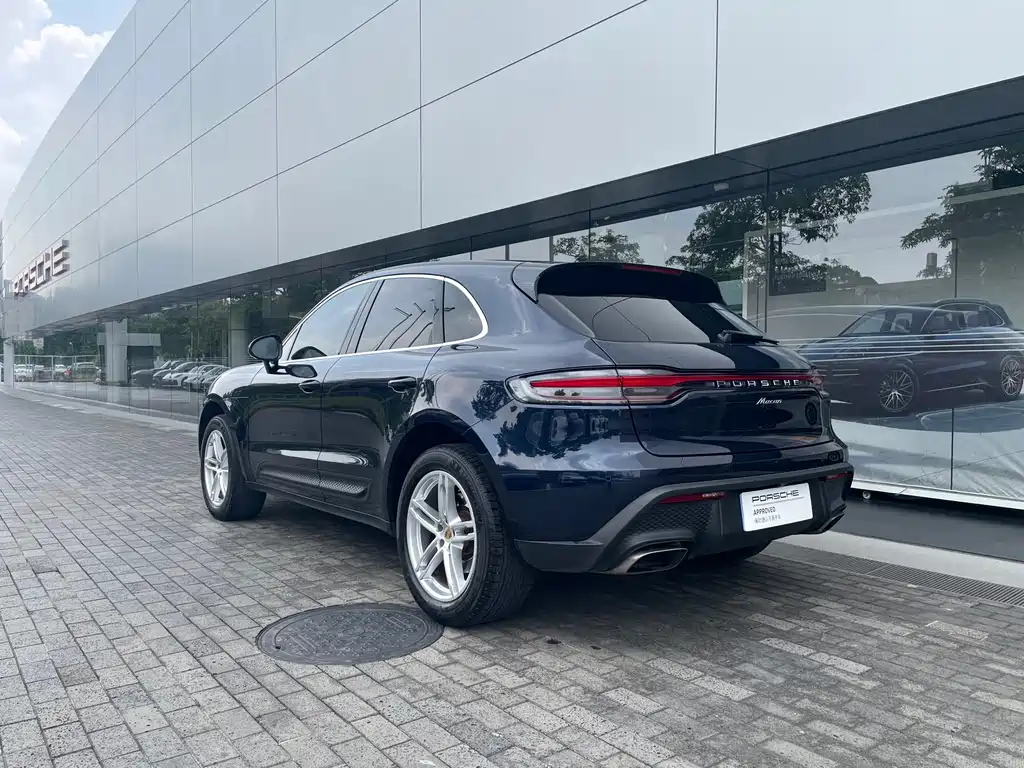 Porsche Macan — миниатюра 4
