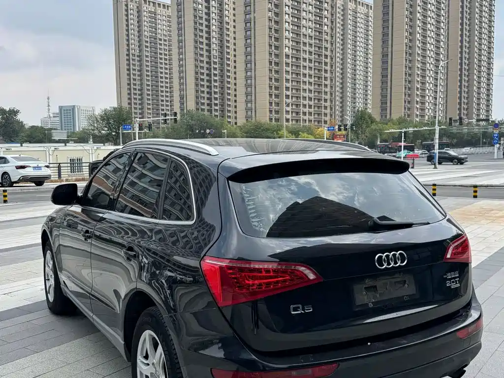 Audi Q5 — миниатюра 5